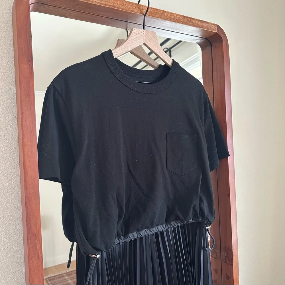 SACAI Satin Pleated T-Shirt Dress Black Women 4 Crewneck Short Sleeve Japan Midi - Picture 5 of 11